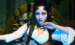 亚洲欧美久久精品一区